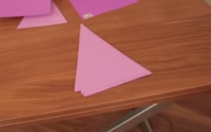 Гирлянда на свадьбу - треуголники из светло-сиреневого картона