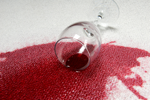 как убрать пятна от вина